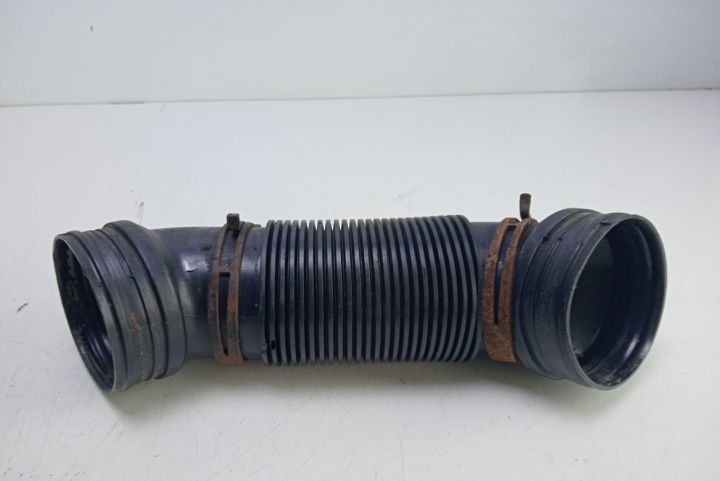 Racord  filtru aer 1K0129684L Volkswagen VW Golf a 5-a generatie seri