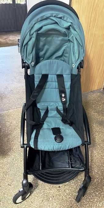 carucior Yoyo Baby Zen, ideal pentru vacanţe (merge în avion)