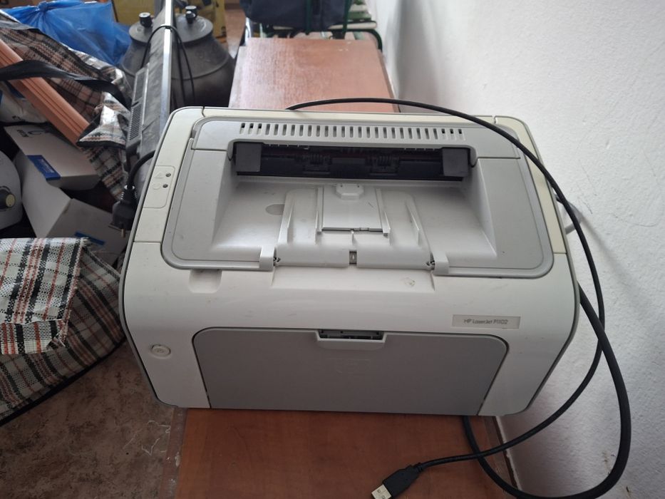 Продам принтер HP Laserjet P1102