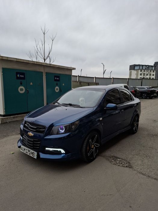 Продаётся Нексия 3