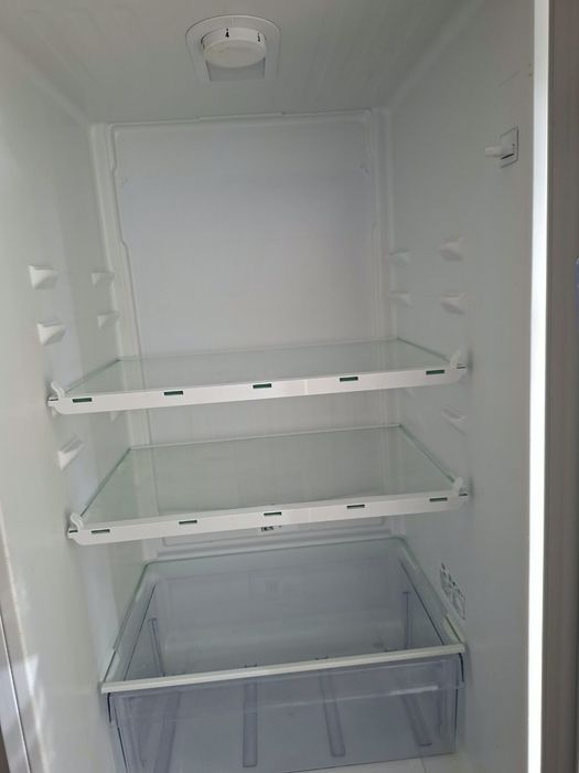 Холодильник Indesit