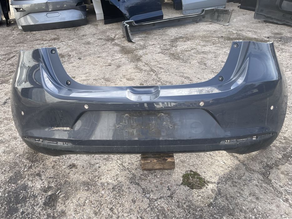 Задна броня за Mazda 2 Мазда 2  2020-2022г 2бр