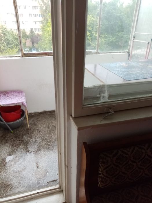 Inchiriez garsoniera Soarelui 10