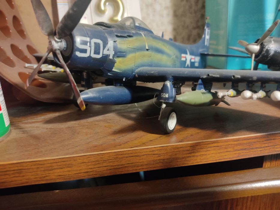 Сборная моделька AD-6 Skyraider, Monogram