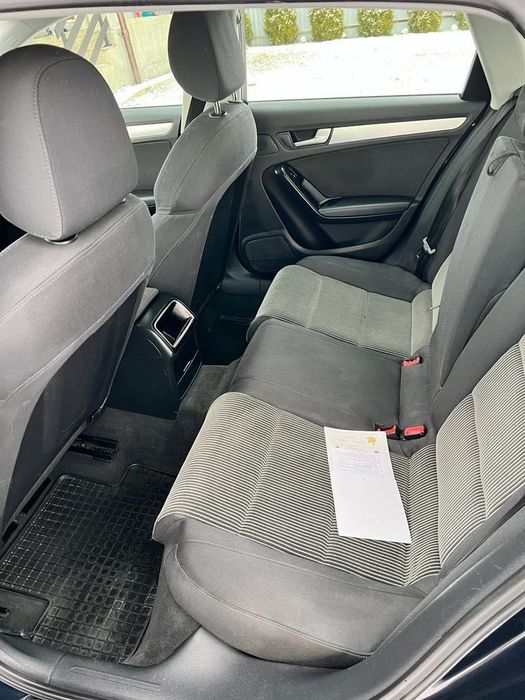 Vând Audi a4 b8 an 2009 e5