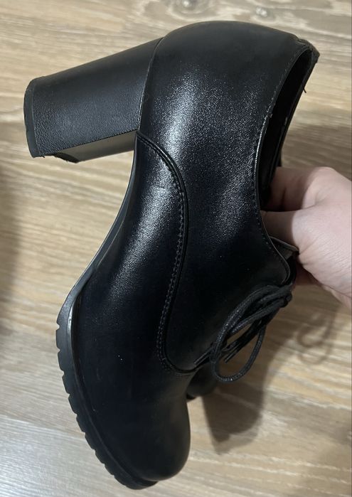 Ботинки женские черные (весна-осень)