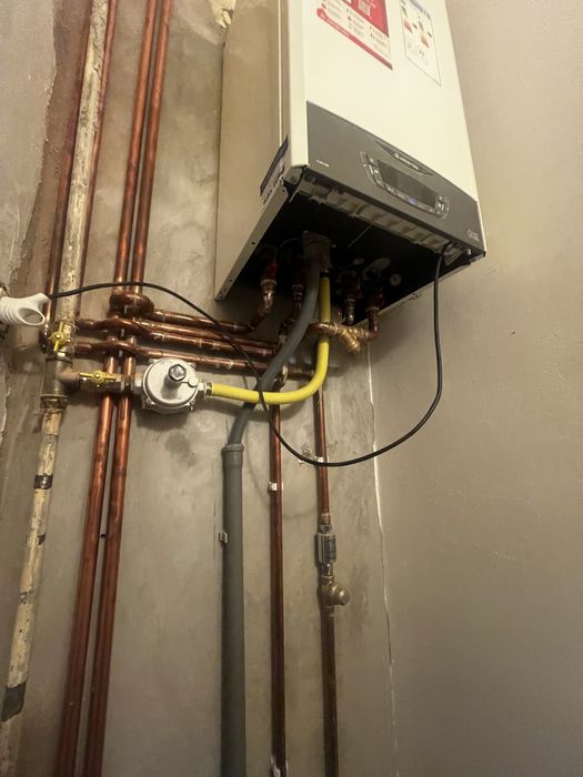 Instalator specializat centrale lemne,peleti,gaz