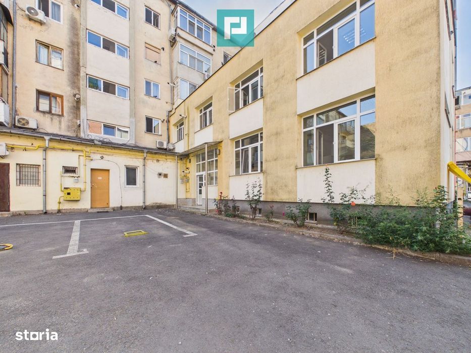 Imobil central cu destinație medicală, Arad