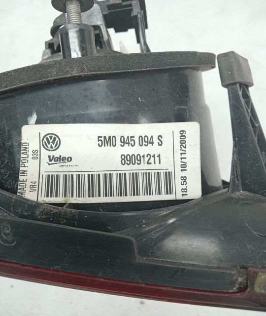 Stop tripla dreapta haion 5m0945094s Volkswagen VW Golf Plus 2 seria