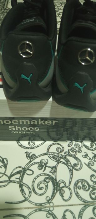 Мужские кроссовки