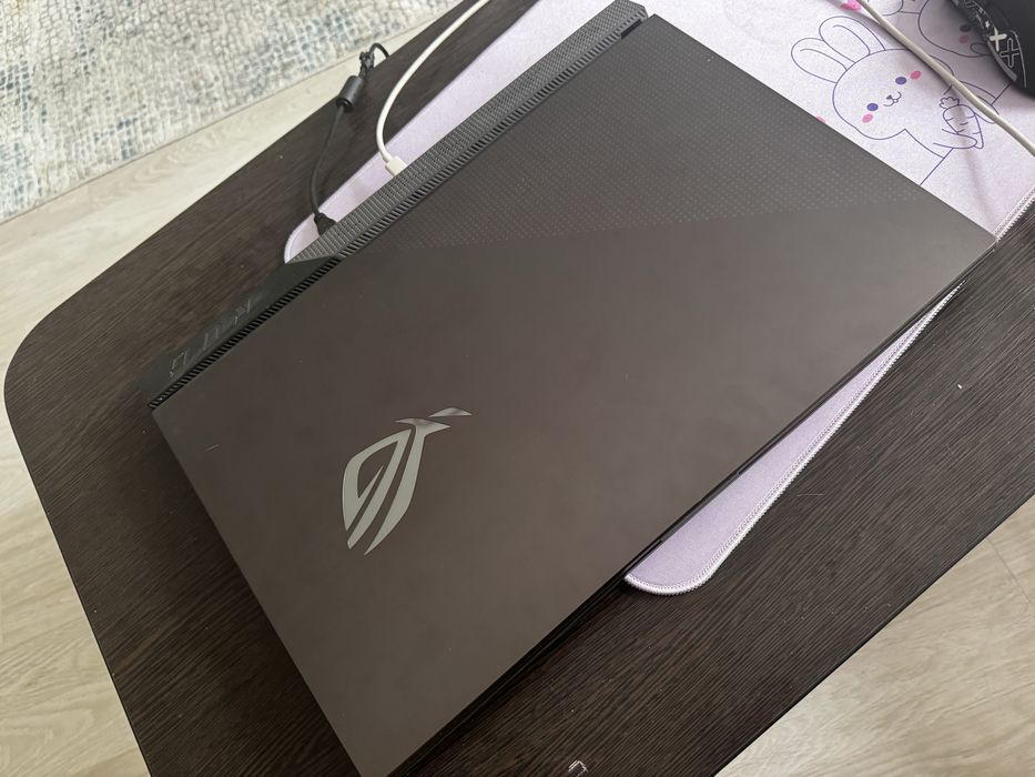 Ноутбук asus ROG strix