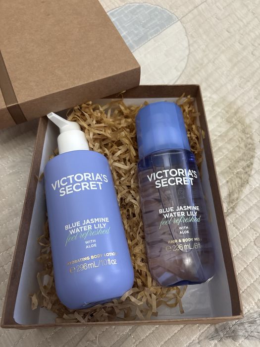 Victoria’s Secret Blue Jasmine & Water Lily (mist + lotion)