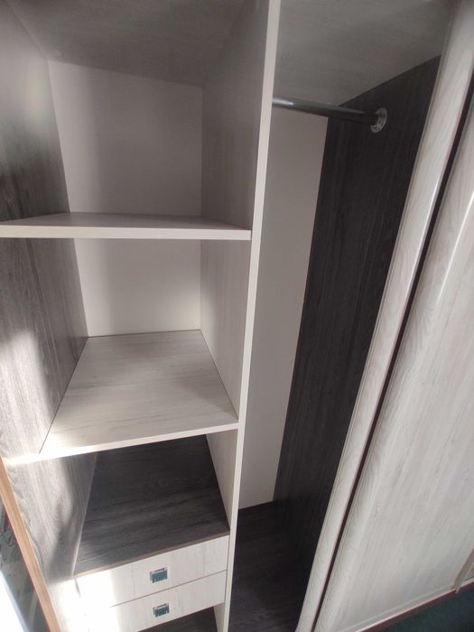 Продам большой шкаф-купе