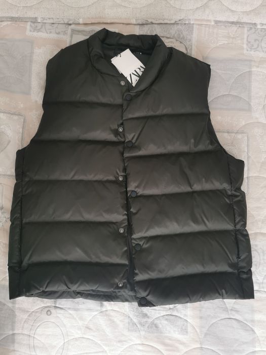 Vestă nouă 100% puf Zara