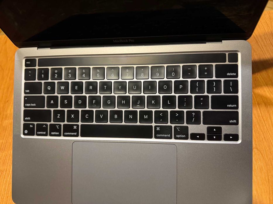 Macbook Pro 13 (M1 8/256) идеальный
