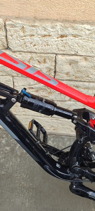 Продавам  колело Polygon Siskiu d5