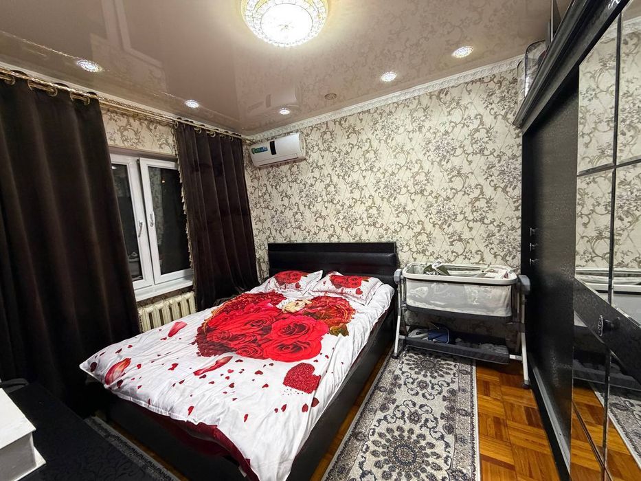 Мирабадский р-н, улица Янги Замон, продается 3/3/5 квартира