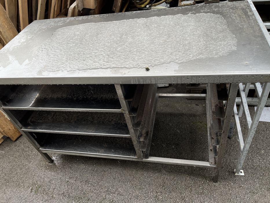 Шкаф - Маса на 3 нива