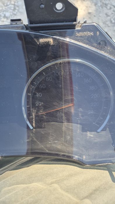 Оригинално Дизелово Табло/ Километраж за Тойота Авенсис Т27 2008- 2012