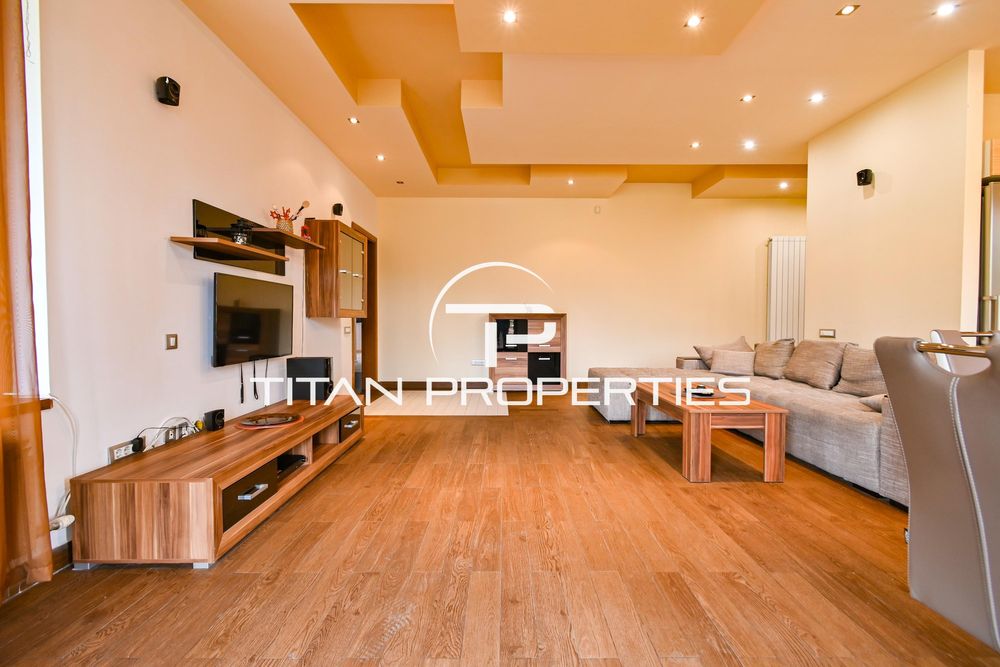 Дава се под наем Четиристаен апартамент в София, Витоша - 300 кв.м за 1900 € - Снимка #2