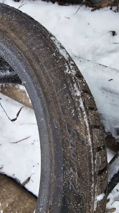Anvelope Iarna 225. 40. 18 * WinGuard Sport 2 Protectie janta