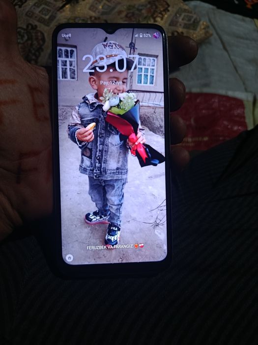 Sirochni sotiladi narxi kelishamiz Realmi C 33