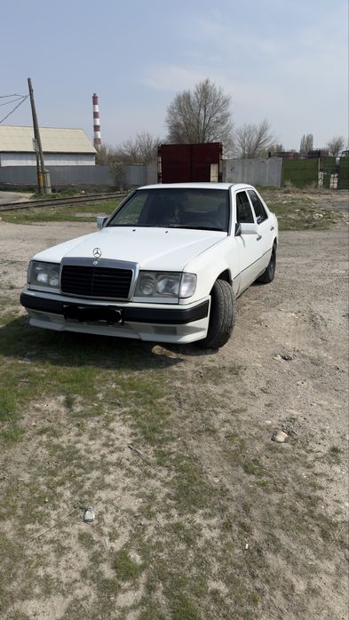 Mersedes w124 2.3 5ст
