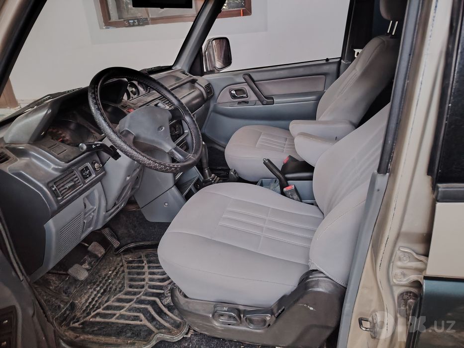 Missibushi pajero 1992
