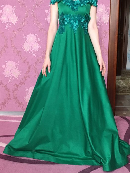 Продаются платья