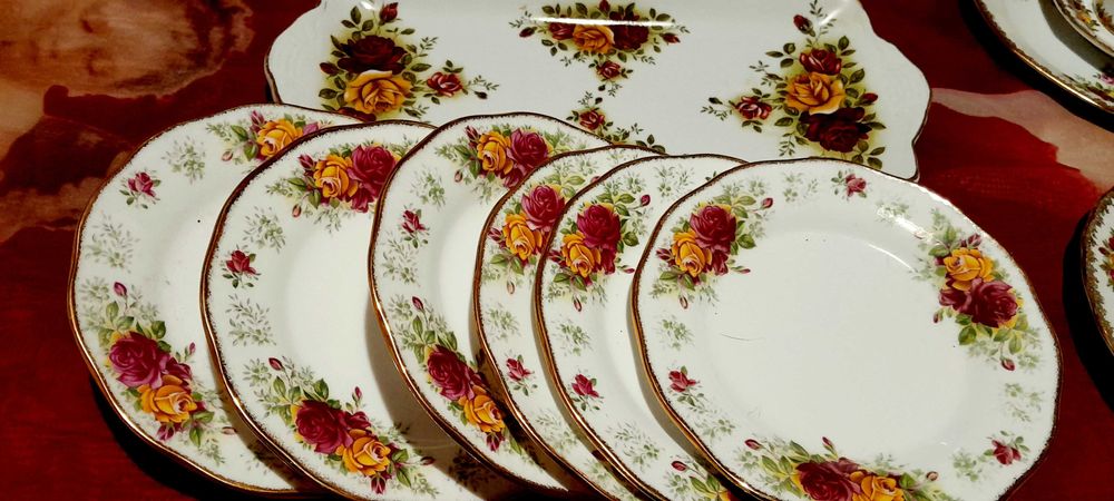 Баварски процелан - СЕЛСКИ РОЗИ