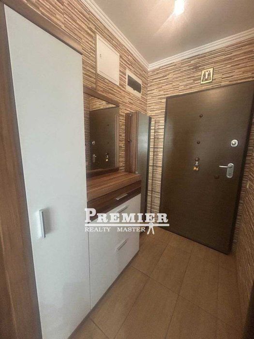 Продава се Двустаен апартамент в Бургас, Лазур - 70 кв.м за 5000 €/кв.м - Снимка #12