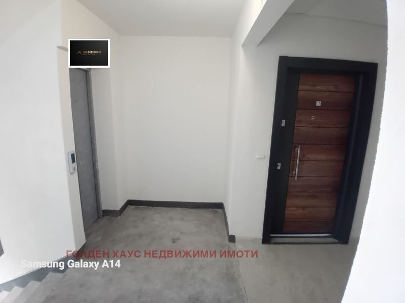 Продава се Тристаен апартамент в Перник, Изток - 94 кв.м за 795 €/кв.м - Снимка #9