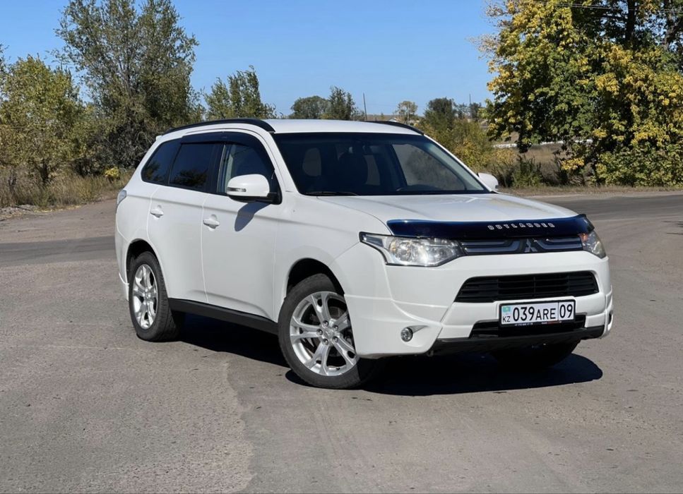 Продам Mitsubishi Outlender 2013