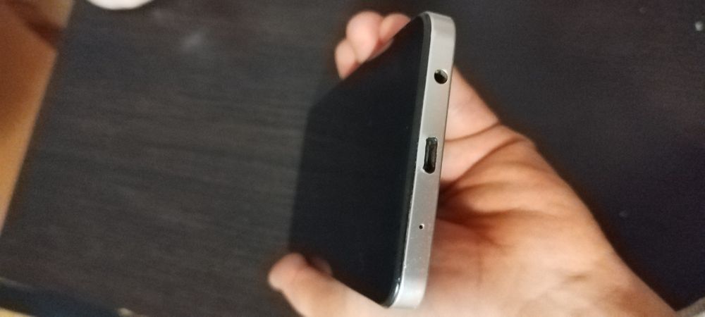 Vând xiaomi redmi a5
RAM 3 GB
Functionalitate : 10/