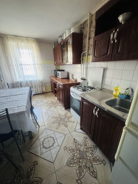 Сдам 4-х квартиру на длит срок