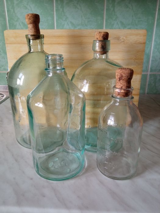 Продам стеклянные бутыли