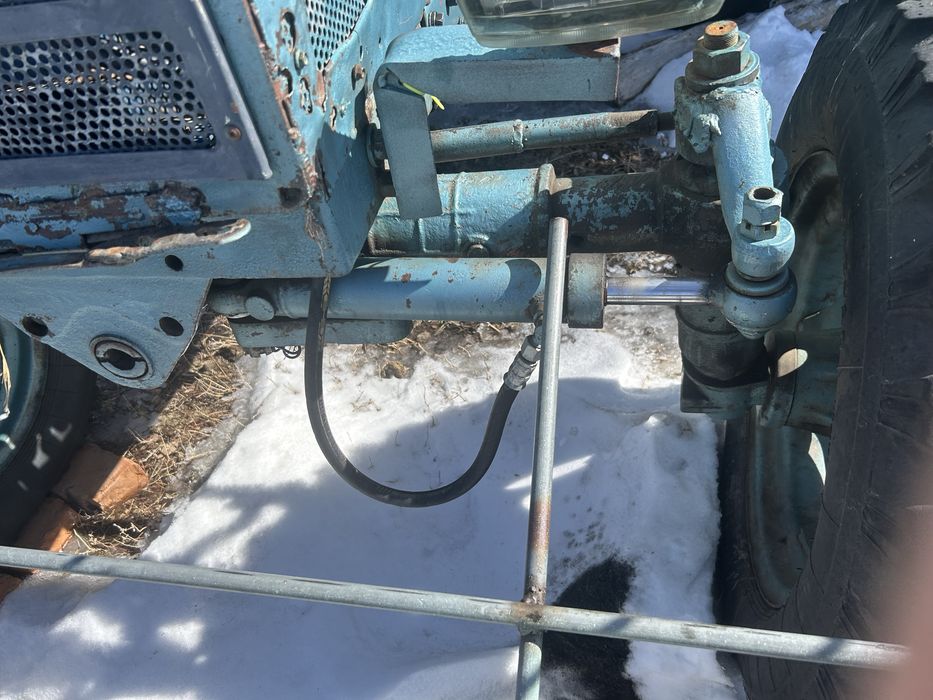 Трактор  мтз 80