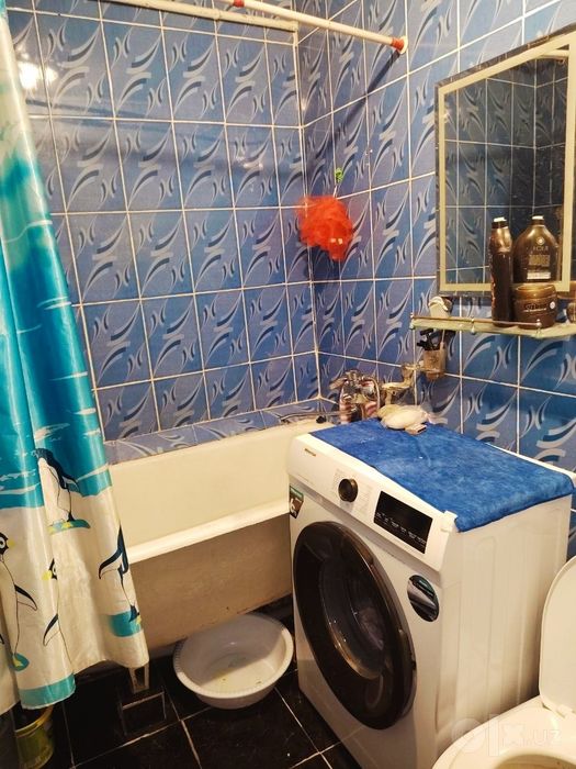 Коттедж за гостиницей Камила продается, г.Навои