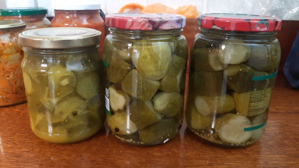 Салаты, компоты, маринады дачные