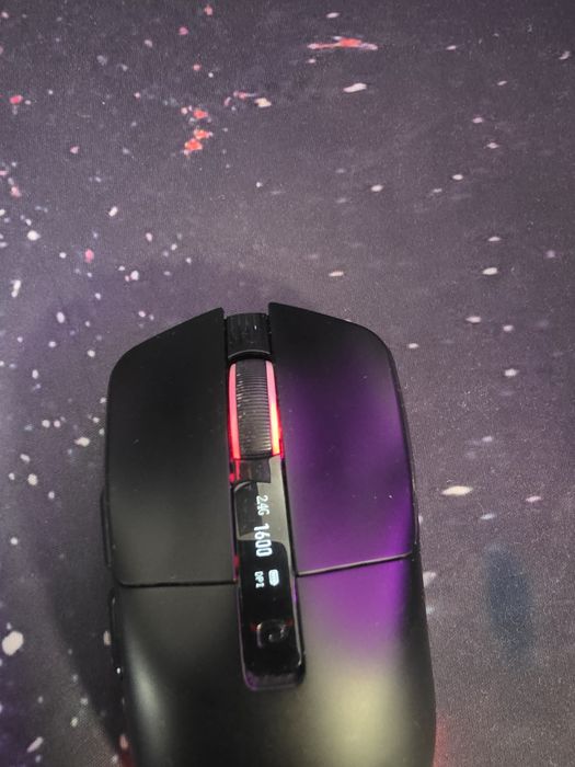 Mouse Gaming Wireless AQIRYS M2 – Conectare Hibridă – Ecran OLED / RGB