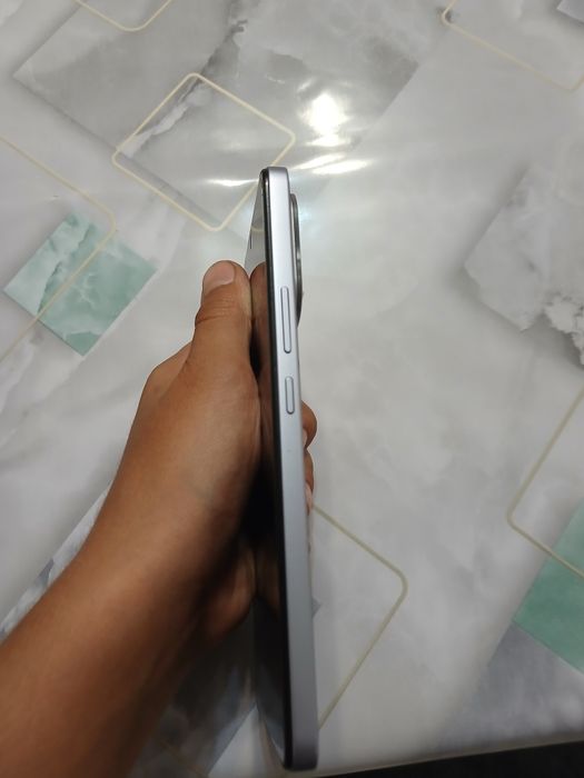 Обменяю телефон Vivo V60 Lite