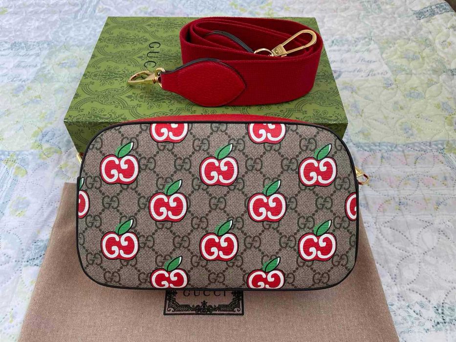 Гучи Бежова чанта Apple Принт Оригинална Gucci Червена Дръжка Gold GG