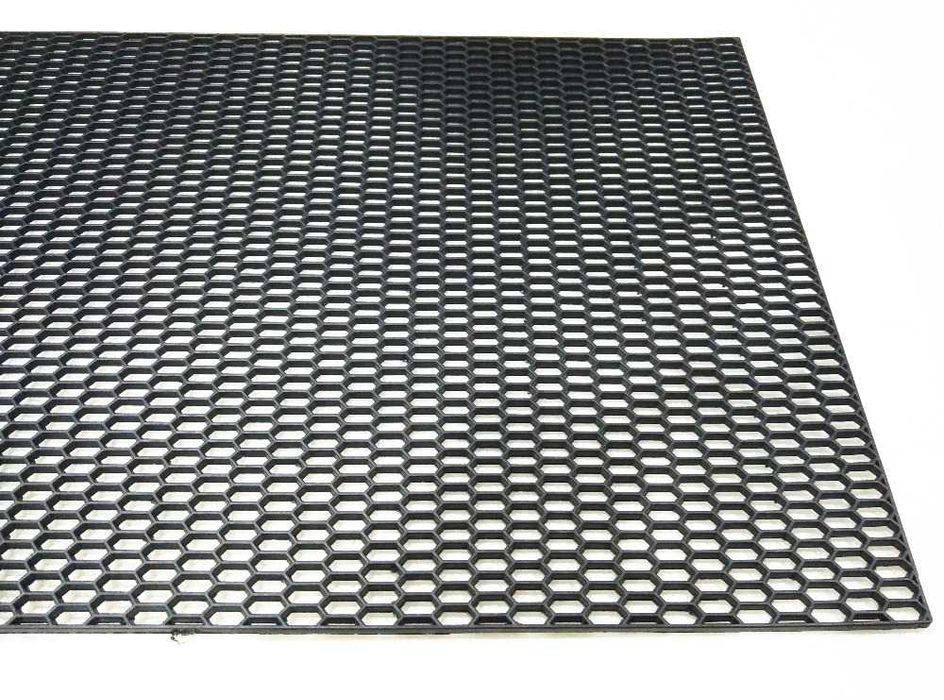 Решетка в бампер 40*120см