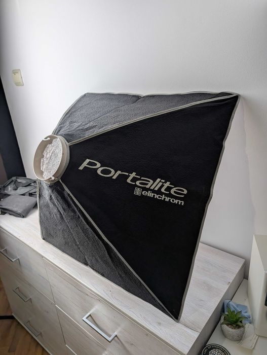 Kit 2 blitzuri Elinchrom D-lite RX 2 + triggere + softobox + reflector