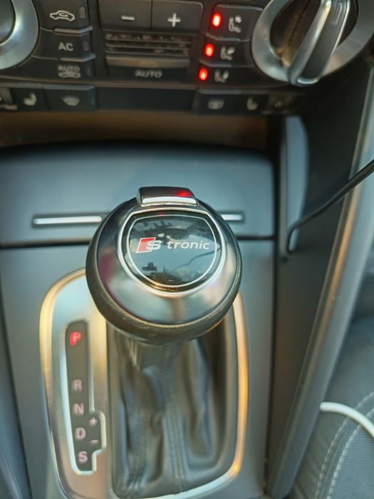 Audi A 3 an 2011 motor 2.0 TDI preț în euro  6700 neg
