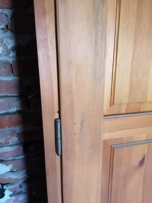 Продавам входна врата