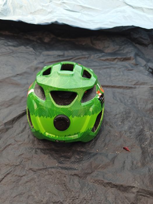 Каска Cube за деца.