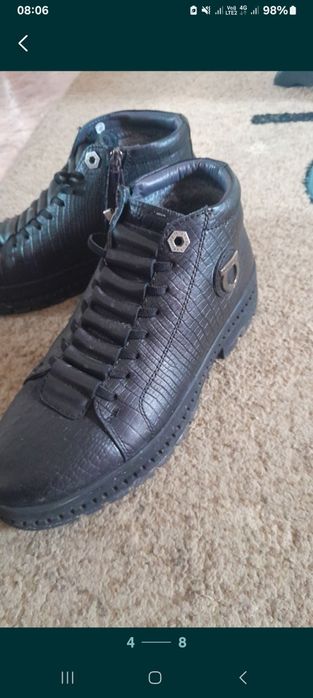 Продам бу зимний ботинки недорого