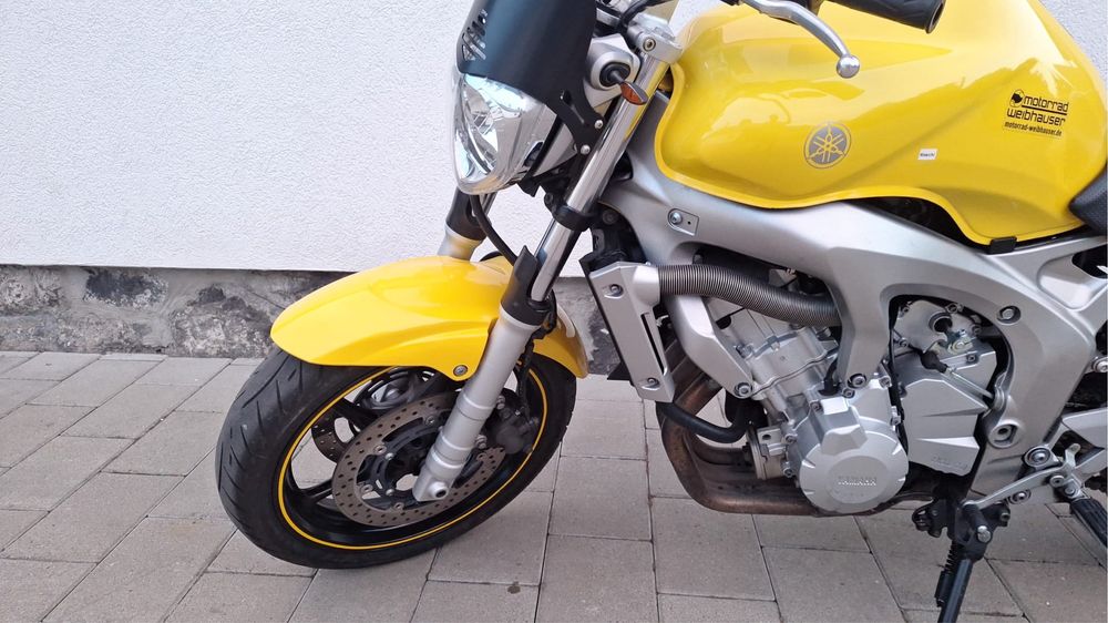 Yamaha FZ6 Naked