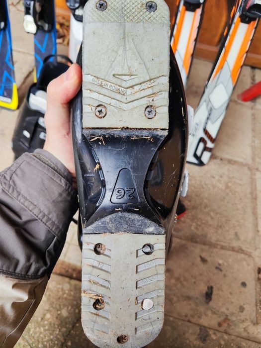 Продавам ски Salomon, Kneissl, Volki